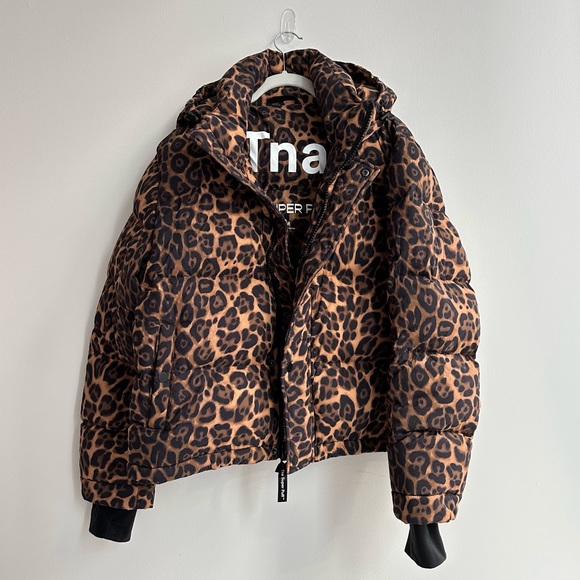 Aritzia Jackets & Coats Aritzia Tna Cheetah Print Super Puff Shorty